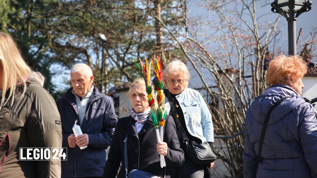 Legionowo : Mieszkańcy uczcili Niedzielę Palmową
