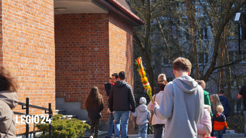 Legionowo : Mieszkańcy uczcili Niedzielę Palmową
