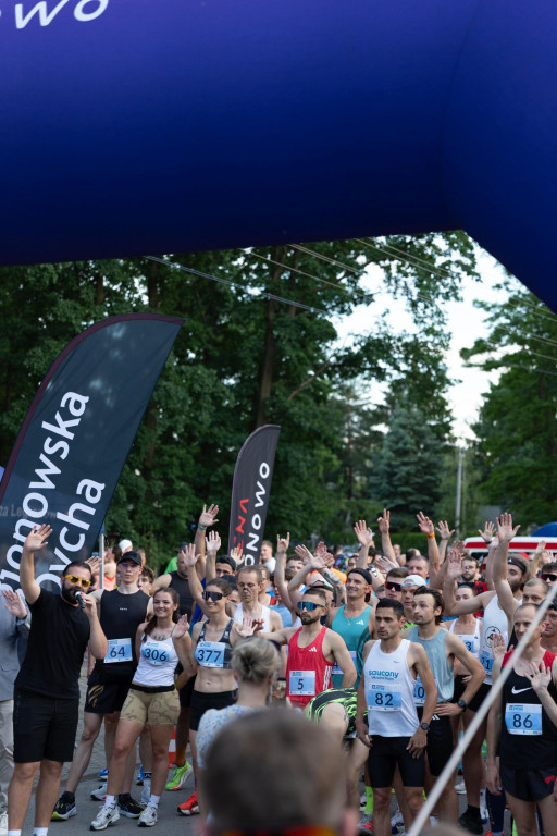 Legionowska Dycha – sportowe emocje i wsparcie PWK
