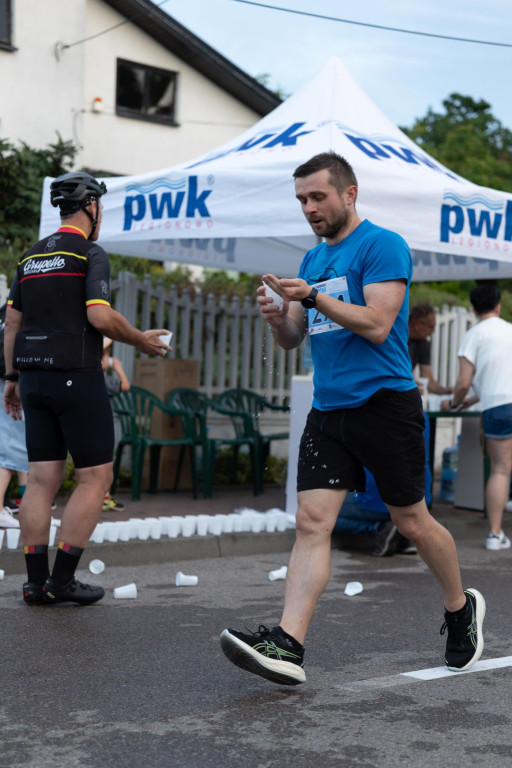 Legionowska Dycha – sportowe emocje i wsparcie PWK