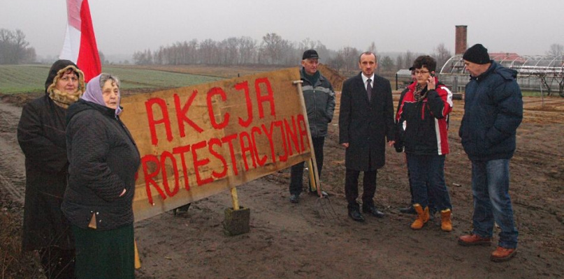 Olszewnica Nowa: Nie chcą nadajnika pod swoimi oknami