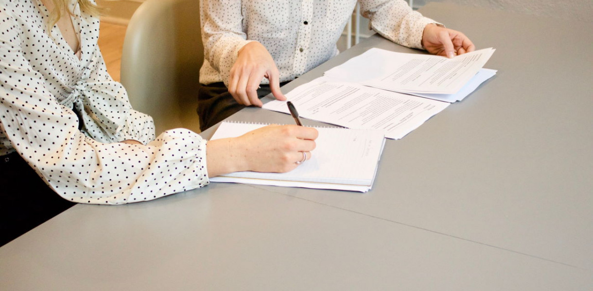 Bezpłatne porady prawne w powiecie legionowskim. Zdj. ilustracyjne, źródło: unsplash.com