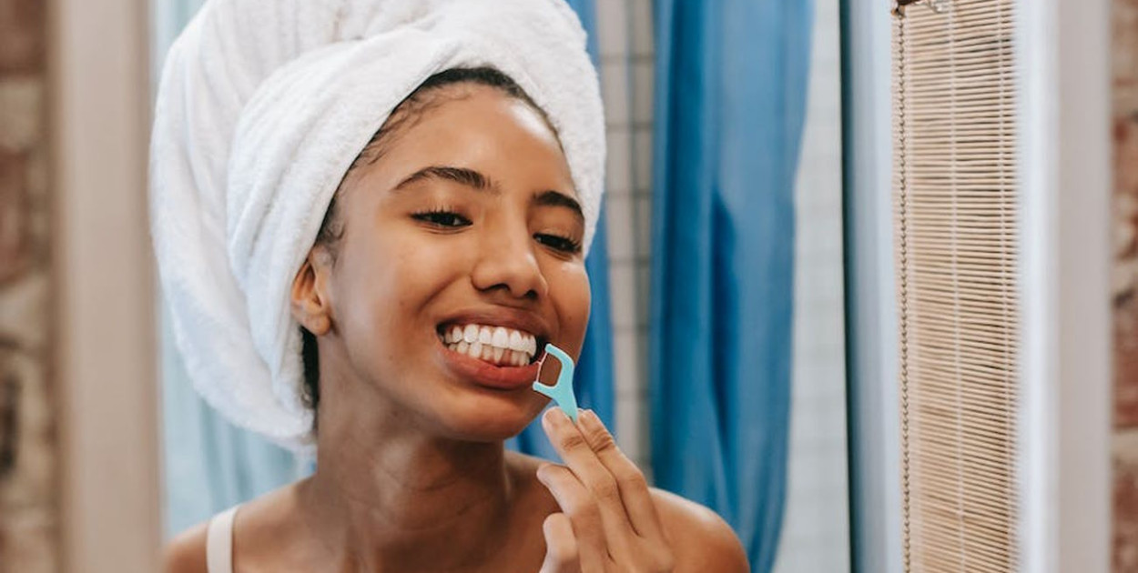 Czy irygator może zastąpić nić dentystyczna?