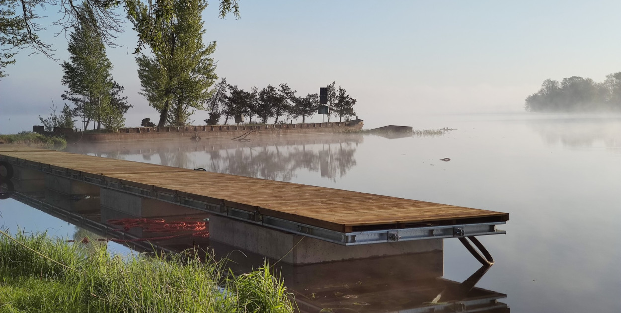 Nowy pomost w Porcie Pilawa w Nieporęcie, fot. UG Nieporęt