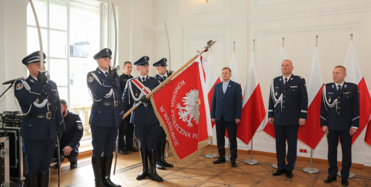 Policjanci KPP Legionowo z medalami