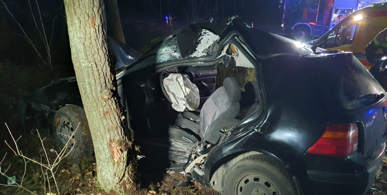 Wypadek w Białobrzegach. Fot. fb  / KP PSP Legionowo