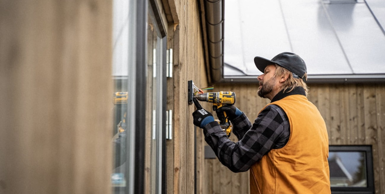 Jak działa otwornica do betonu i przy jakich pracach się sprawdzi?