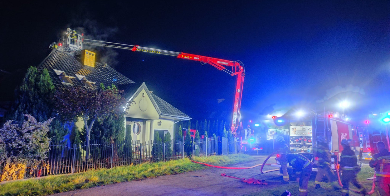 Pożar domu w Wieliszewie, fot. KP PSP Legionowo