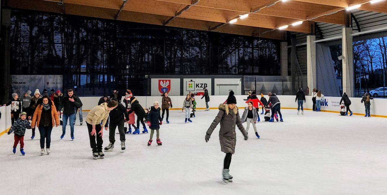 Legionowo: W piątek, 6 grudnia otwarcie miejskiego lodowiska