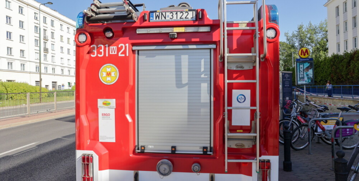 Warszawa: Pierwsza linia metra częściowo otwarta po pożarze