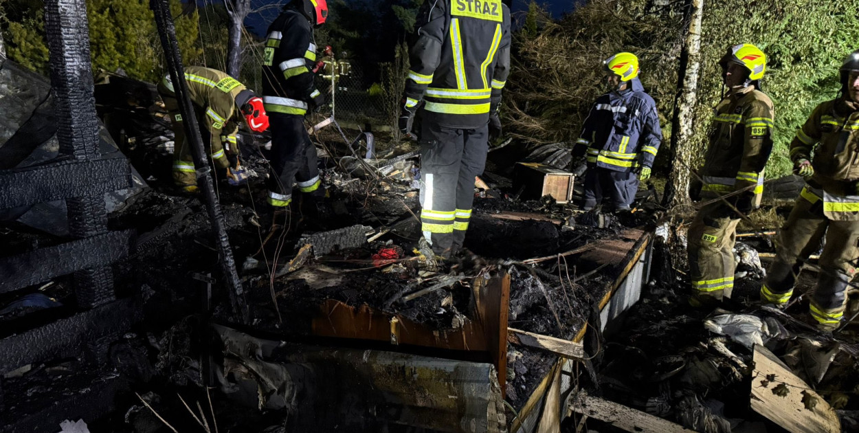 Serock: Pożar dwóch budynków przy ul. Zacisze. Fot. KP PSP Legionowo