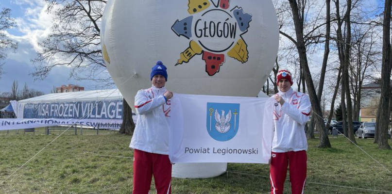 Od lewej: Rafał Perl i  Michał Perl. Fot. Starostwo Powiatowe w Legionowie