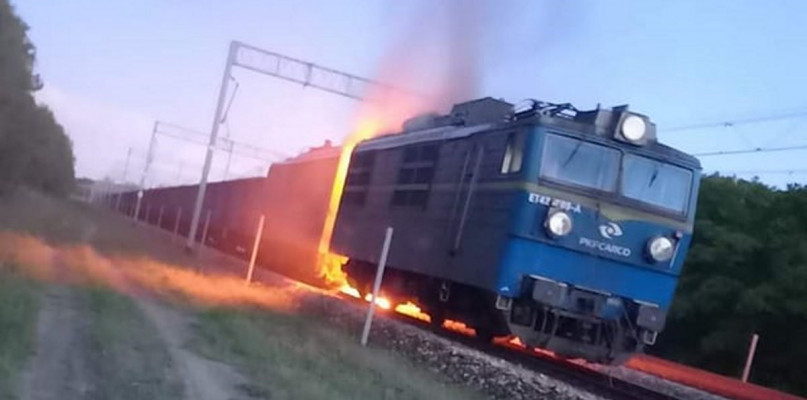 Pożar pociągu towarowego. Fot. Komenda Powiatowa Państwowej Straży Pożarnej w Legionowie