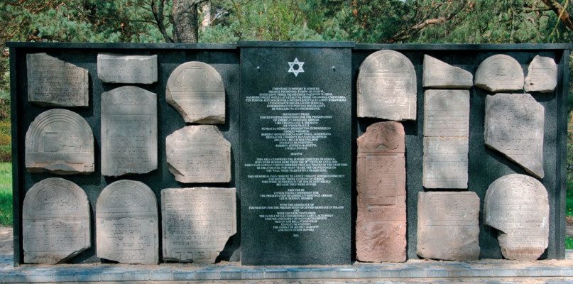 Władze Serocka chcą odnowić stary cmentarz żydowski. Fot. UMiG Serock
