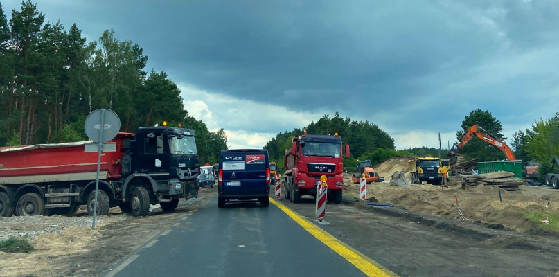 DK 61 już przejezdna, ale utrudnienia pozostały. Fot. UG Wieliszew