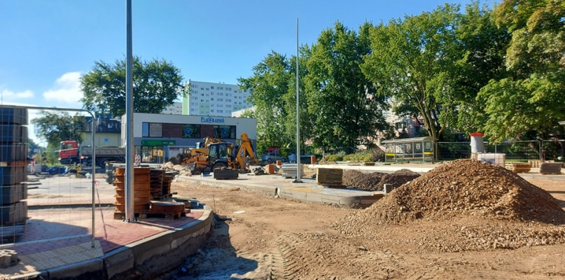 Teren przebudowywanej pętli przy ul. Sowińskiego w Legionowie. Stan na dzień 1 sierpnia 22 r., fot. UM Legionowo