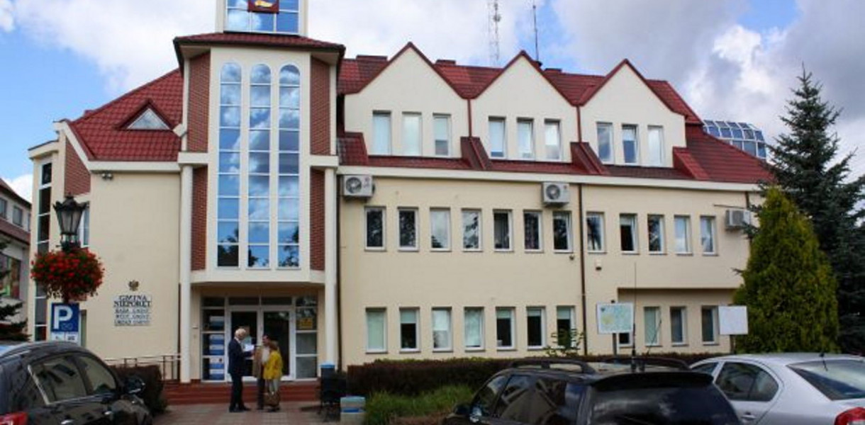 Budynek UG Nieporęt, fot. arch. Legio24.pl