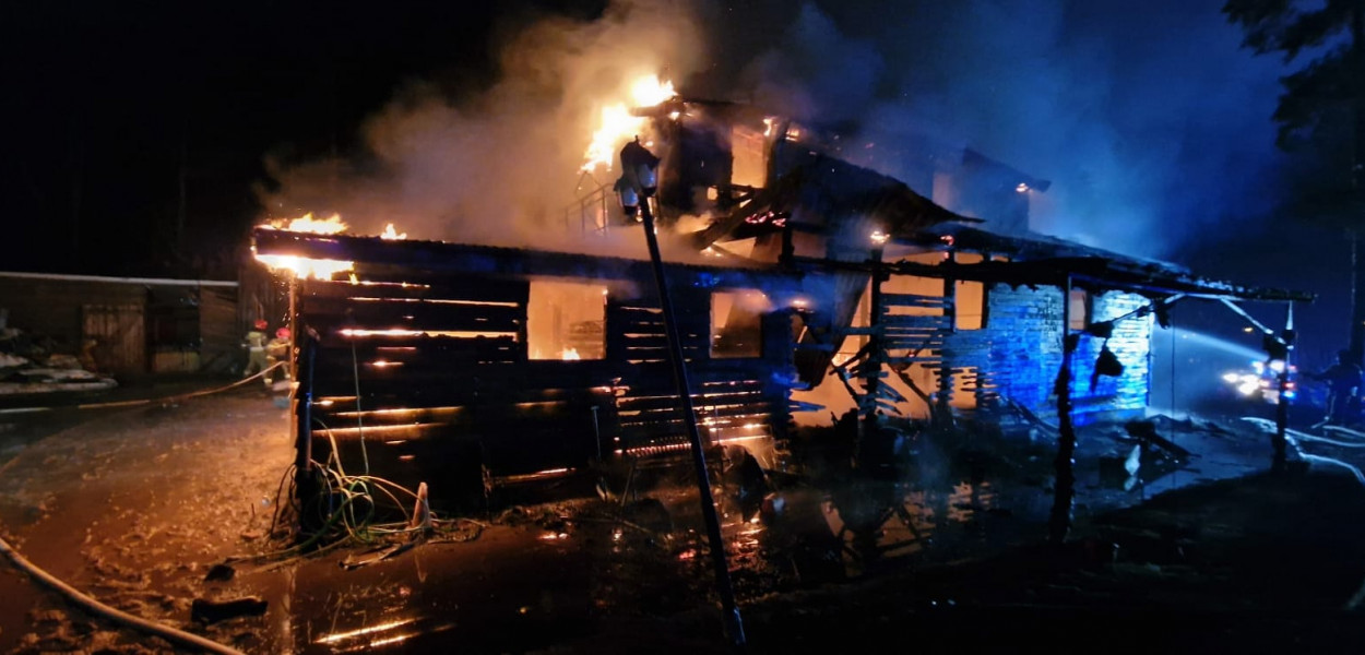  Pożar w stadninie koni na Białołęce. Fot. fb / Komenda Wojewódzka PSP w Warszawie