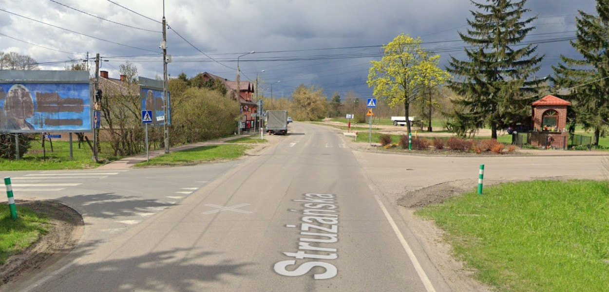 Skrzyżowanie  Strużańskiej, Przyszłość i Słonecznej w miejscowości Stanisławów Pierwszy. Fot. Google Street View
