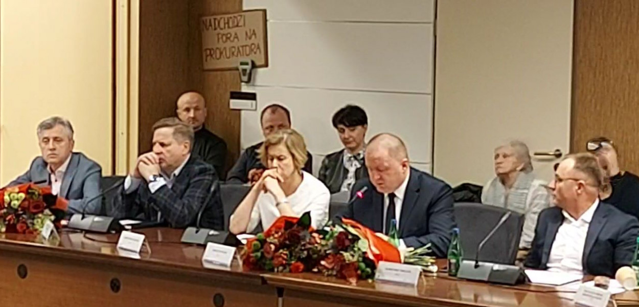Radni złożyli wniosek o podjęcie uchwały ws. referendum. Fot. Legio24.pl