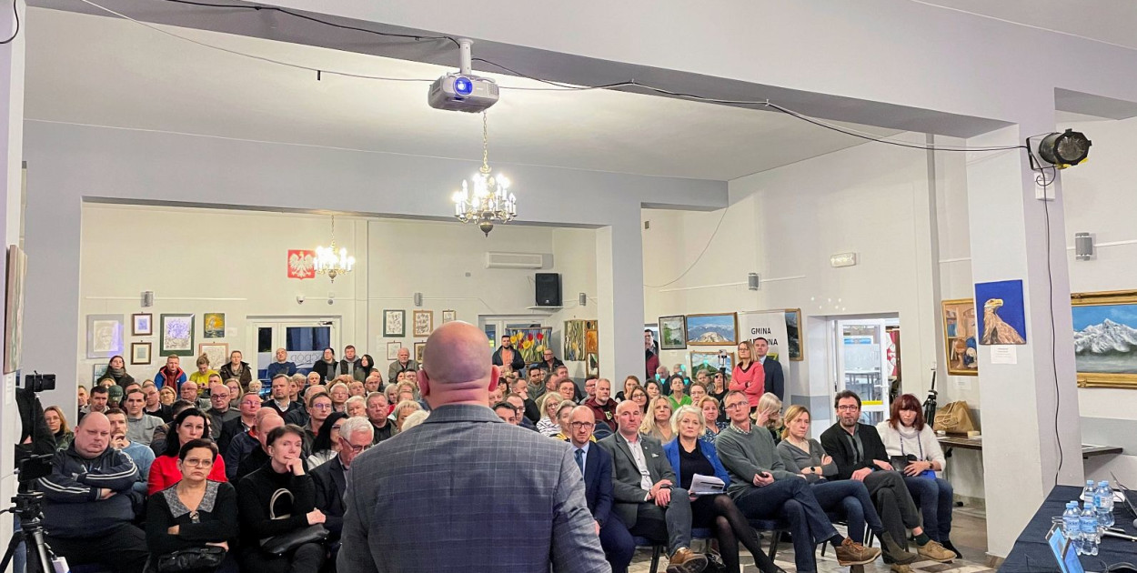 Nowe tory przez powiat legionowski. Konsultacje społeczne w Jabłonnie. Fot. Legio24.pl