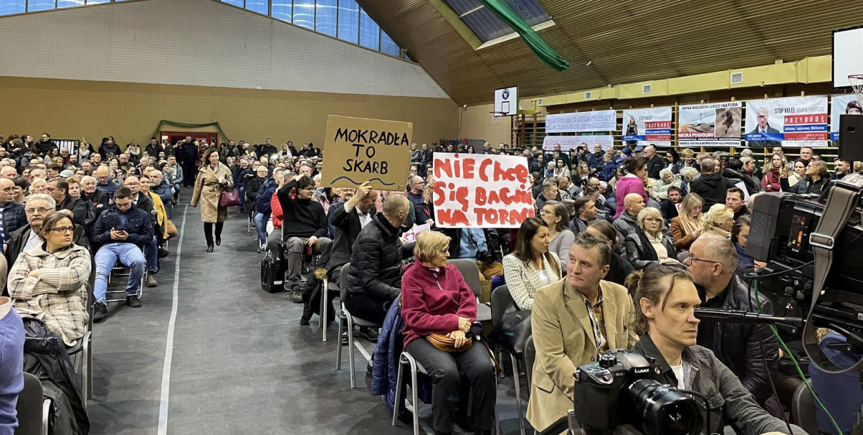 Wieliszew: Około 800 osób na konsultacjach w sprawie nowej linii kolejowej. Fot. Legio24.pl