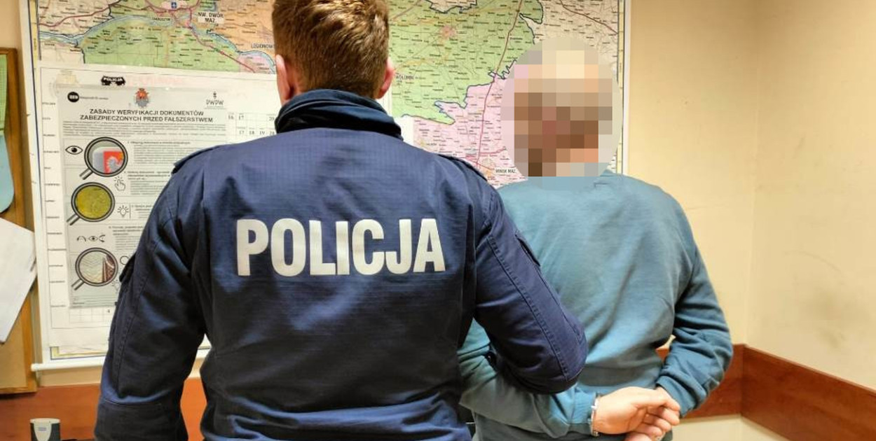 Zatrzymany 32-latek w towarzystwie policjanta, fot. KPP Legionowo