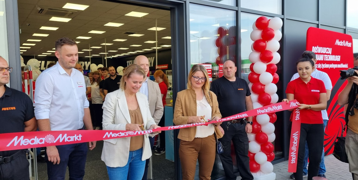 Otwarcie sklepu MediaMarkt w Jabłonnie. Fot. Legio24.pl