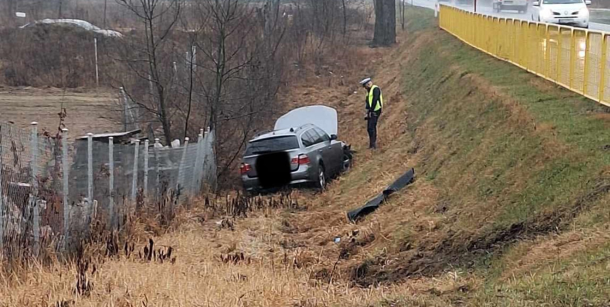 Kolizja na DW631 w Krubinie. Dwie kierujące ukarane mandatami. Fot. OSP Krubin