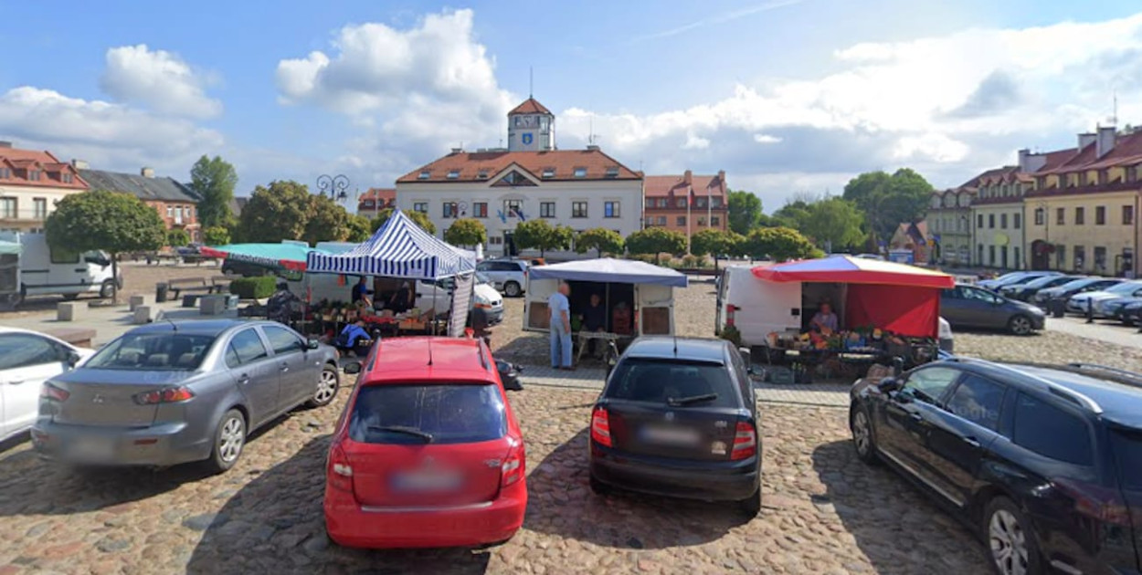 Rynek Miejski w Serocku. Fot. Google Street View