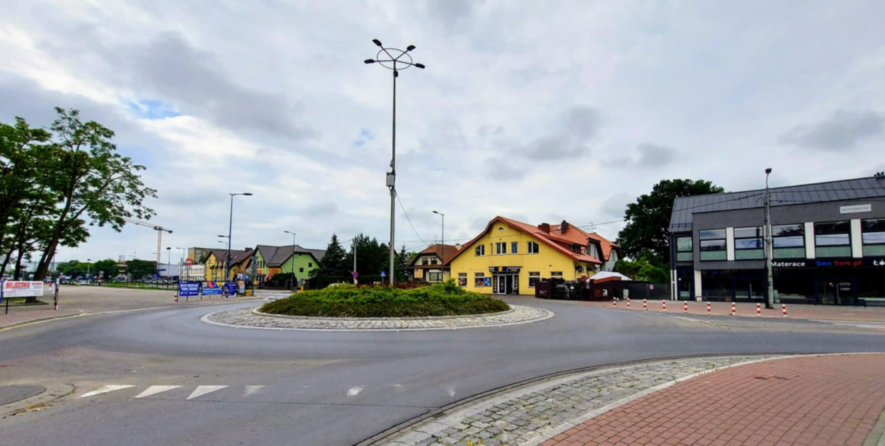 Rondo u zbiegu ulic Sobieskiego i Krasińskiego w Legionowie. Fot. arch. Legio24.pl