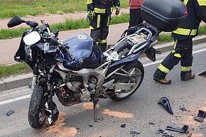 Skrzeszew: Na DW632 motocykl uderzył w osobówkę-2413