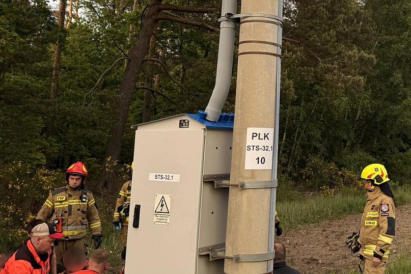 13-latek wszedł na słup. Został porażony prądem