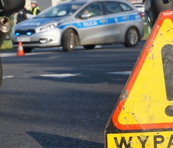 Jabłonna: Kolizja na DW630. Auto dachowało-137639