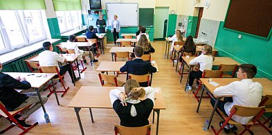 We wtorek ósmoklasiści piszą egzamin z j. polskiego-137668
