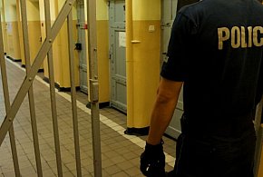 Nieporęt: Kilka godzin spędził w lesie. Mężczyzna był poszukiwany-137952