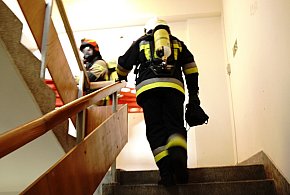 Legionowo: Wyważyli drzwi w mieszkaniu przy Krasińskiego. Dlaczego?-138061