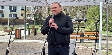 Legionowo: Rada Miasta nie wygasi mandatu radnemu z PiS-u, bo ten sam z...-138098