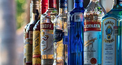 Piwo i wódka znikną ze stacji paliw? Ten pomysł znów jest na stole-138852