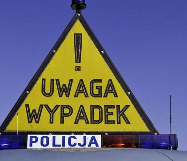 Serock: Kolizja trzech osobówek na Pułtuskiej-138991