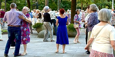Legionowo: Udany start Potańcówek w Parku Zdrowia [FOTO i WIDEO]-139134