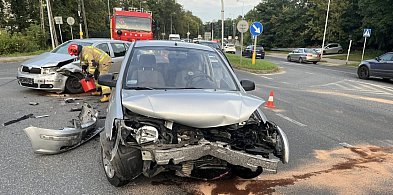 Zegrze: Kolizja dwóch osobówek na skrzyżowaniu DK61 z Juzistek-139954