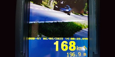W terenie zabudowanym rozpędził lamborghini do 168 km/h. Mandat to 5...-139919