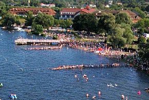 Długi weekend nad Jeziorem Zegrzyńskim. Ratownicy LWOPR mieli pełne...-140155