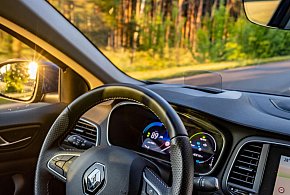 Masz to auto w garażu? Producent natychmiast wzywa na kontrolę!-140945