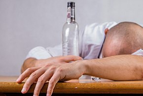 Chcą ograniczyć dostęp do alkoholu. Projekt jest już w Sejmie-141067