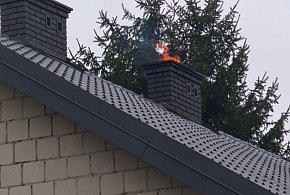 Wieliszew: Pożar w domu przy Polnej. Płonęła sadza w kominie-142463