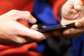 Polacy boją się deepfake-ów. 72 proc. widzi w nich poważne zagrożenie-142613