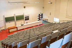 Uczelnie przeżywają oblężenie. Ten kierunek przyciąga tłumy-142766