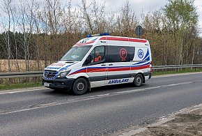 Skrzeszew: Zderzenie motocykla z dostawczakiem-142866